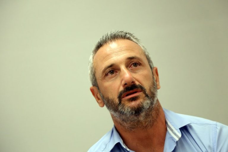 Μπαξεβάνος: Θέλουμε τον κόσμο κοντά μας
