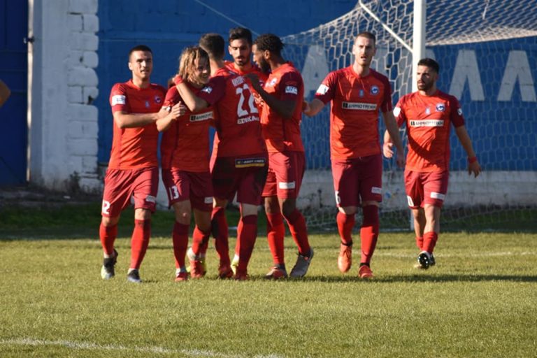 Νίκη στη Λάρισα (3-0) και… καλά Χριστούγεννα